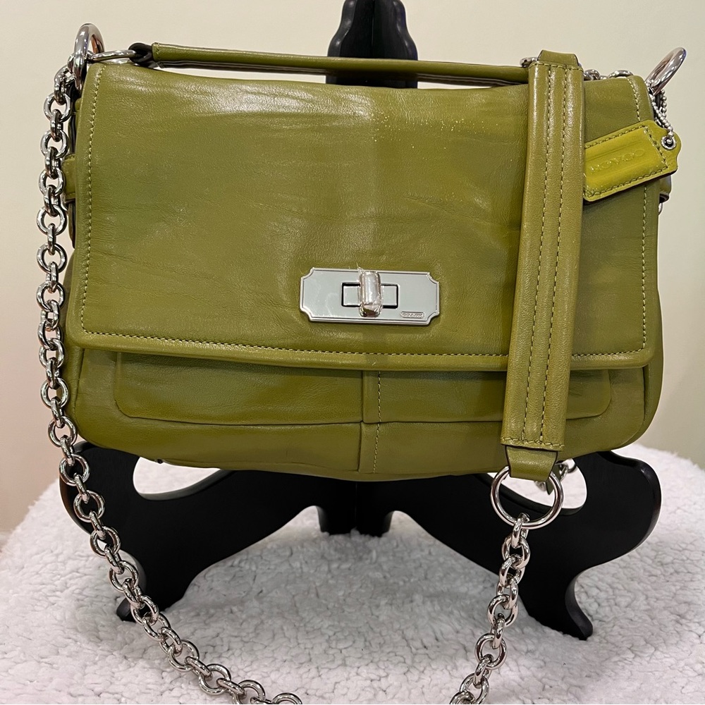 Coach Olive Green Leather Turn-Lock Flap Chain Chelsea Crossbody Shoulder Purse